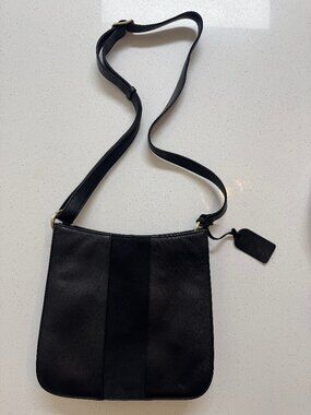 Black Leather Levenger Crossbody